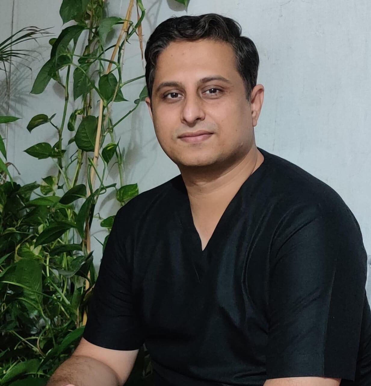 Dr Abhishek Kr Singh - Urologist | Kidney Stone Specialist | Lucknow